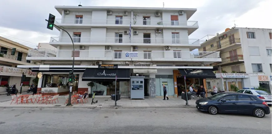 Πάτρα: Η Τροχαία και το Α' Αστυνομικό Τμήμα «μετακομίζουν» λόγω ανελκυστήρα Πάτρα: Η Τροχαία και το Α' Αστυνομικό Τμήμα «μετακομίζουν» λόγω ανελκυστήρα