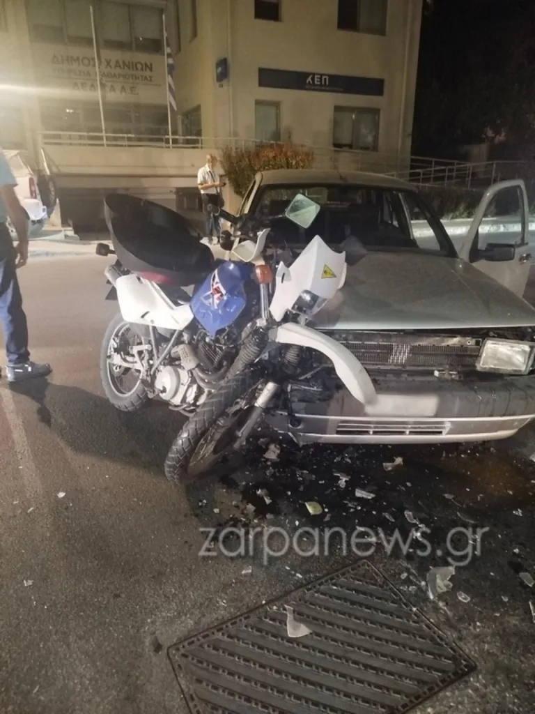 Χανιά: Τροχαίο με ΙΧ και δίκυκλο, δύο τραυματίες
