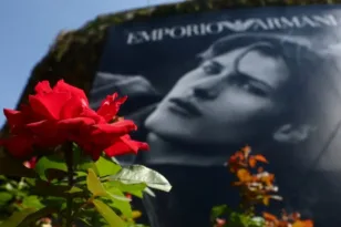 Giorgio Armani: Σε λαϊκό προσκύνημα η σορός του