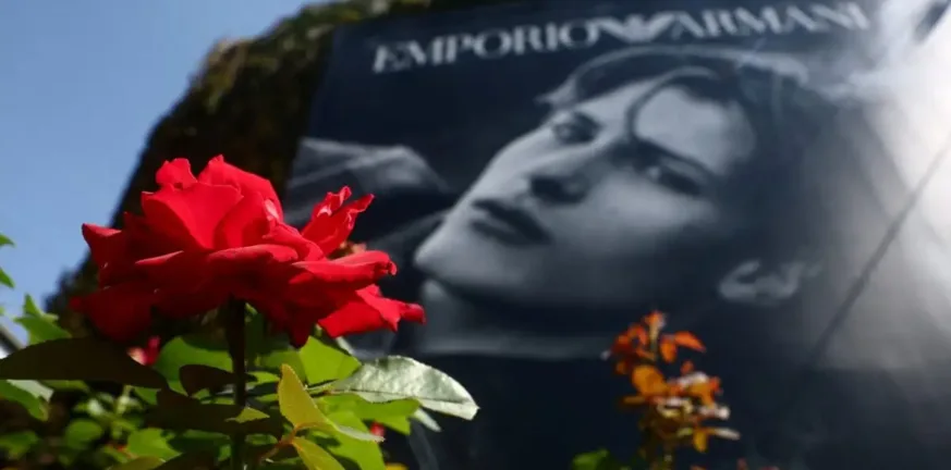 Giorgio Armani: Σε λαϊκό προσκύνημα η σορός του