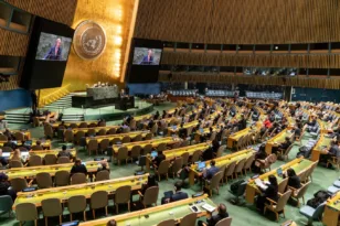 Ισραήλ: Απέρριψε την απόφαση της Γενικής Συνέλευσης του ΟΗΕ για λύση δύο κρατών