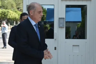 ΔΕΘ: Εσταξε φαρμάκι για τον Ανδρουλάκη ο Βελόπουλος