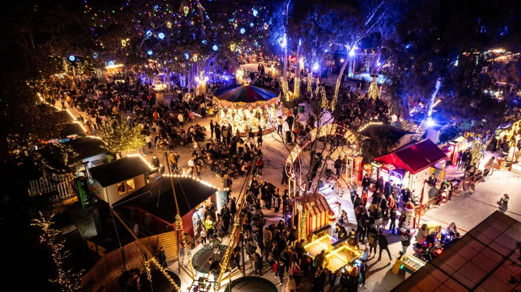 Το «Δέντρο των Ξωτικών» και τα Έξι Βασίλεια των Χριστουγέννων!