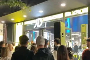 Πανικός στη Θεσσαλονίκη για ένα συλλεκτικό καπέλο του ΛΕΞ