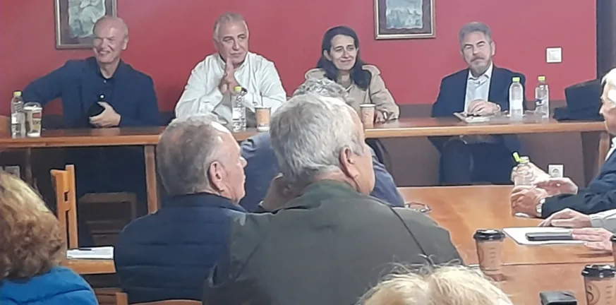 Αιγιάλεια: Επαφή του δημάρχου Τ. Ανδριόπουλου με τους πολίτες της Αιγείρας Αιγιάλεια: Επαφή του δημάρχου Τ. Ανδριόπουλου με τους πολίτες της Αιγείρας