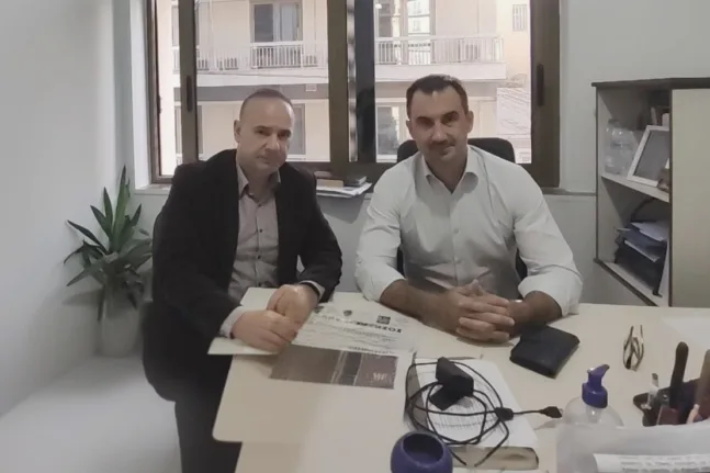 Αλέξης Χαρίτσης στην «Π»: «Δεν δίνουμε λευκή επιταγή στον Τσίπρα» Αλέξης Χαρίτσης στην «Π»: «Δεν δίνουμε λευκή επιταγή στον Τσίπρα»