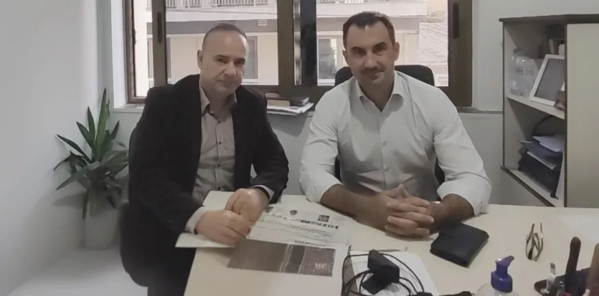 Αλέξης Χαρίτσης στην «Π»: «Δεν δίνουμε λευκή επιταγή στον Τσίπρα» Αλέξης Χαρίτσης στην «Π»: «Δεν δίνουμε λευκή επιταγή στον Τσίπρα»