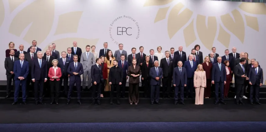 LIVE: Η ιστορική σύνοδος με τη συμμετοχή 20 ηγετών, στην Αίγυπτο ο Τραμπ