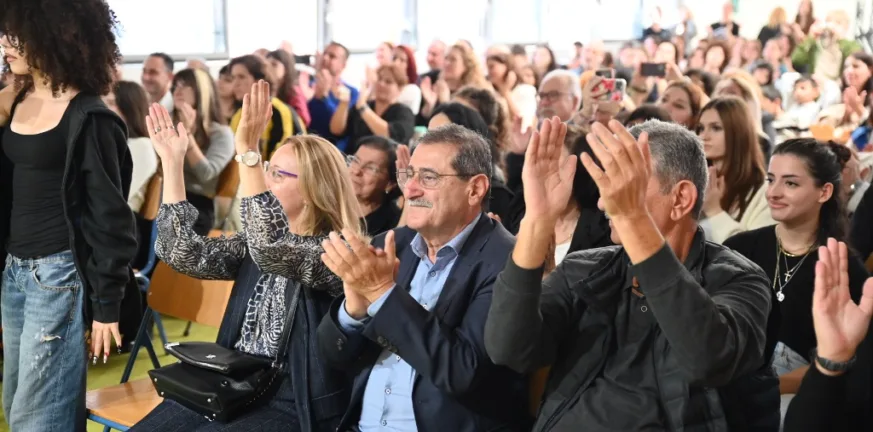 Η Πάτρα τίμησε την 28η Οκτωβρίου - Μήνυμα αγώνα και ελπίδας από τη Δημοτική Αρχή ΦΩΤΟ Η Πάτρα τίμησε την 28η Οκτωβρίου - Μήνυμα αγώνα και ελπίδας από τη Δημοτική Αρχή ΦΩΤΟ