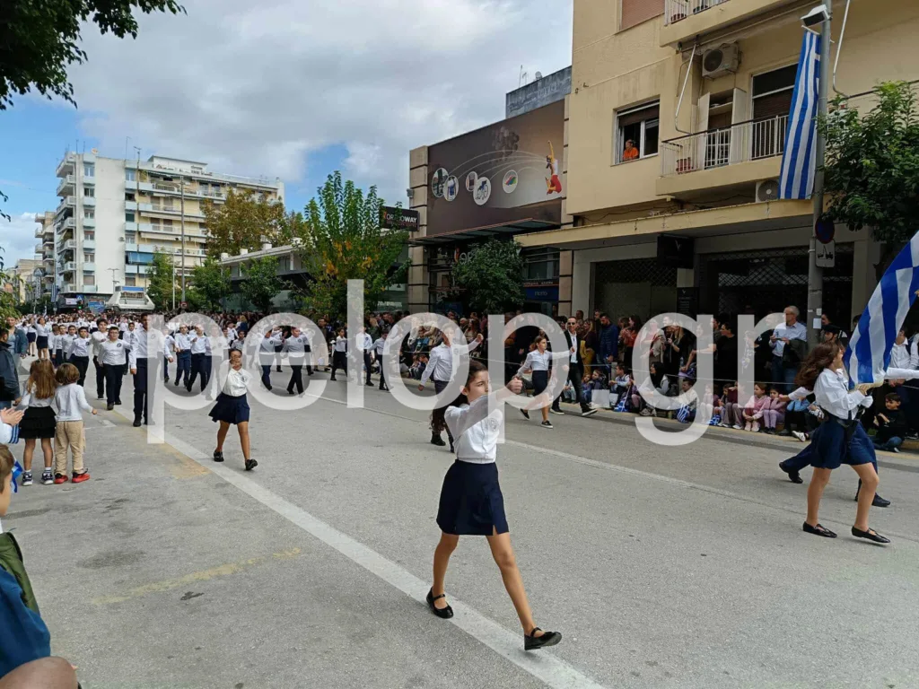 Η μεγάλη παρέλαση για την 28η Οκτωβρίου: Η Πάτρα τίμησε την επέτειο του «Όχι» ΦΩΤΟ-ΒΙΝΤΕΟ Η μεγάλη παρέλαση για την 28η Οκτωβρίου: Η Πάτρα τίμησε την επέτειο του «Όχι» ΦΩΤΟ-ΒΙΝΤΕΟ