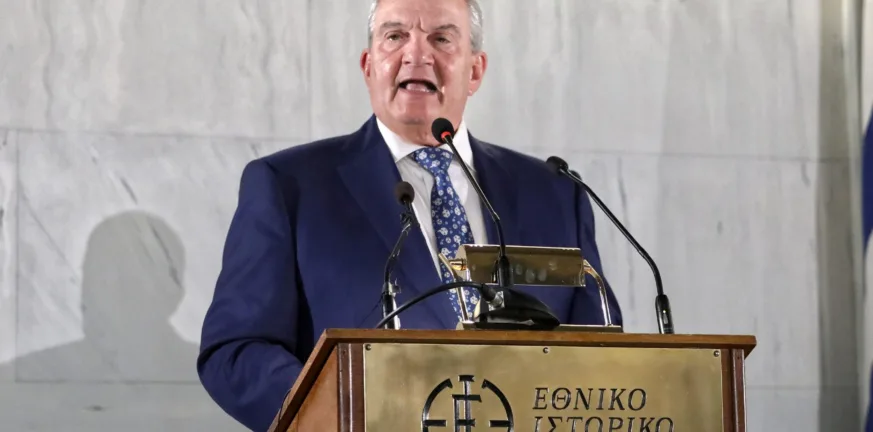 Μια ενδοσκόπηση στις (νέες) παρεμβάσεις του Κώστα Καραμανλή - Το «πικρό ποτήρι» μιας εθνικής κρίσης… Μια ενδοσκόπηση στις (νέες) παρεμβάσεις του Κώστα Καραμανλή - Το «πικρό ποτήρι» μιας εθνικής κρίσης…