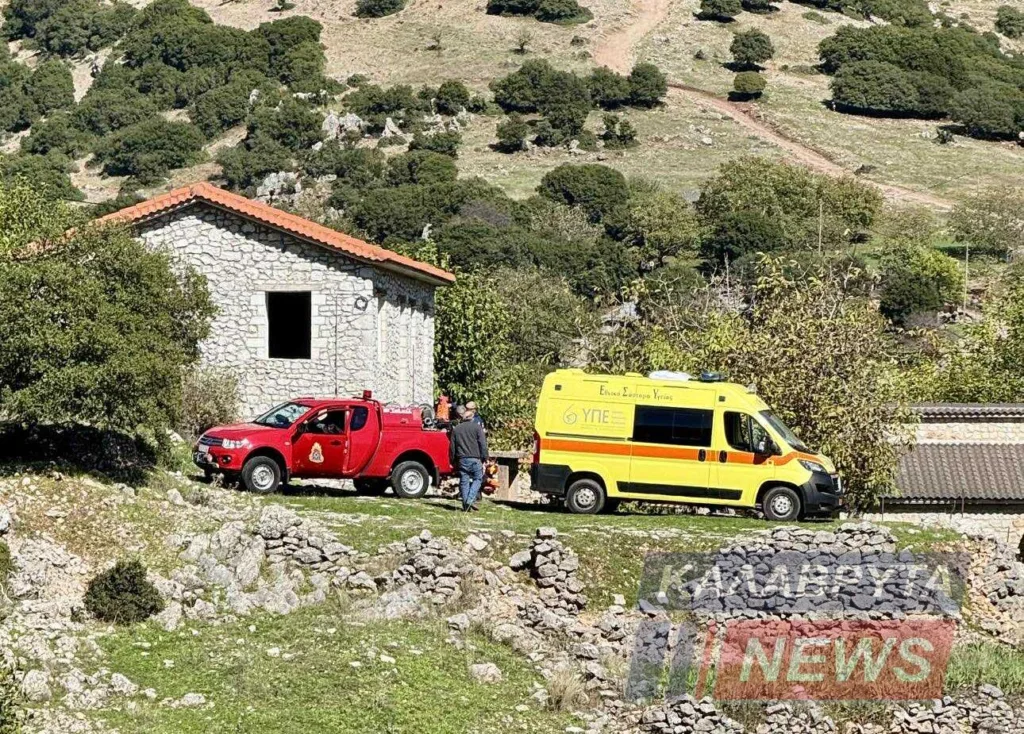 Καλάβρυτα: Επιχείρηση διάσωσης Γάλλου πεζοπόρου που έπεσε σε απόκρημνο μονοπάτι ΦΩΤΟ Καλάβρυτα: Επιχείρηση διάσωσης Γάλλου πεζοπόρου που έπεσε σε απόκρημνο μονοπάτι ΦΩΤΟ
