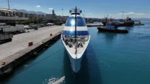 Το «YAS» έδεσε στο «Patradise» - Ατραξιόν για δύο εβδομάδες - Φωτογραφίες/βίντεο