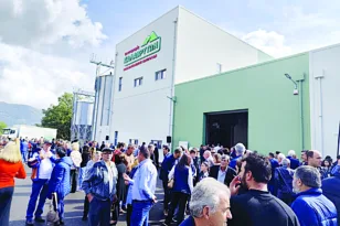 Μονάδα παραγωγής ζωοτροφών από την Ενωση Καλαβρύτων: Επένδυση εκσυγχρονισμού