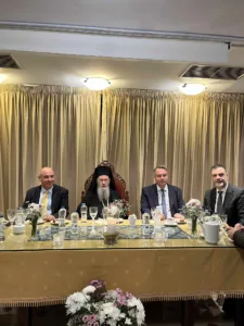 Στη Ναύπακτο ο Σπύρος Σκιαδαρέσης Στη Ναύπακτο ο Σπύρος Σκιαδαρέσης