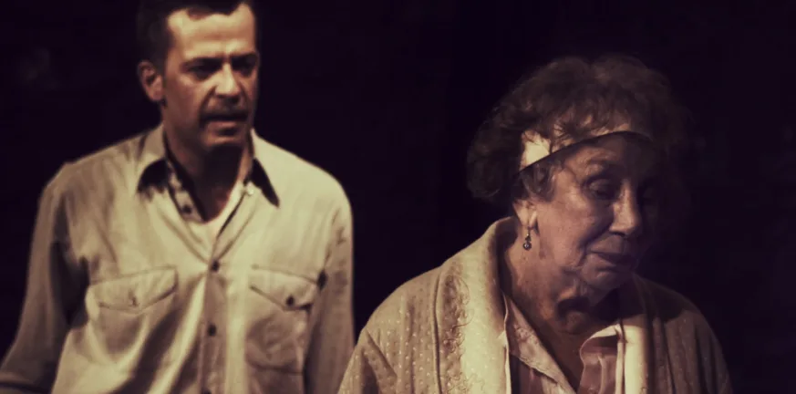 Πάτρα: Το έργο Family Secrets έρχεται στο θέατρο act Πάτρα: Το έργο Family Secrets έρχεται στο θέατρο act