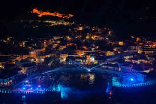 Εντυπωσιακά πλάνα από το drone του Κ. Βικάτου από την αναπαράσταση της Ναυμαχίας της Ναυπάκτου ΒΙΝΤΕΟ