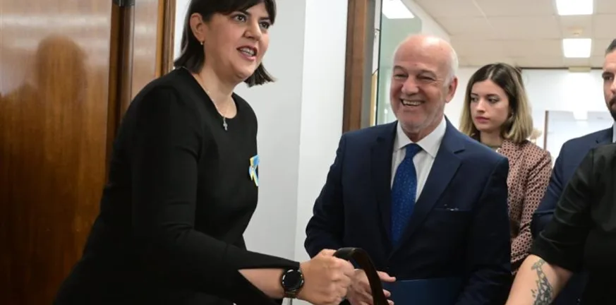 Η Λάουρα Κοβέσι στην Αθήνα για Τέμπη και ΟΠΕΚΕΠΕ - Τι ζήτησε από τον Φλωρίδη