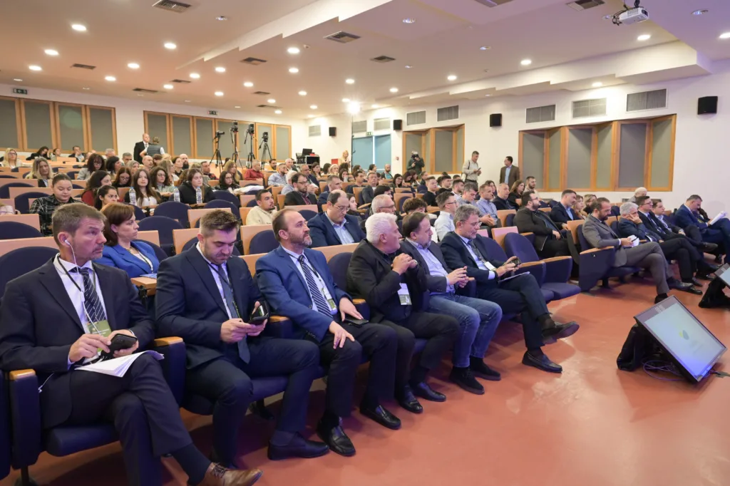 Agrown 2025: «Η επόμενη γενιά του αγροδιατροφικού κλάδου» Agrown 2025: «Η επόμενη γενιά του αγροδιατροφικού κλάδου»