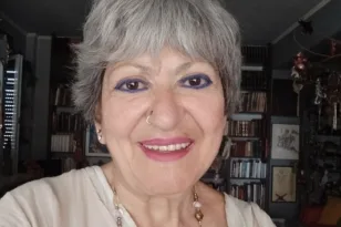 Πηνελόπη Αλιβιζάτου: Ησυχη συνείδηση, καναπές χωρίς βαθουλώματα