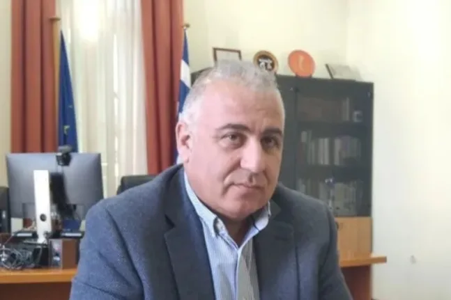 Αιγιάλεια: Ο Δήμαρχος μιλά με τους πολίτες, επίσκεψη στις Καμάρες