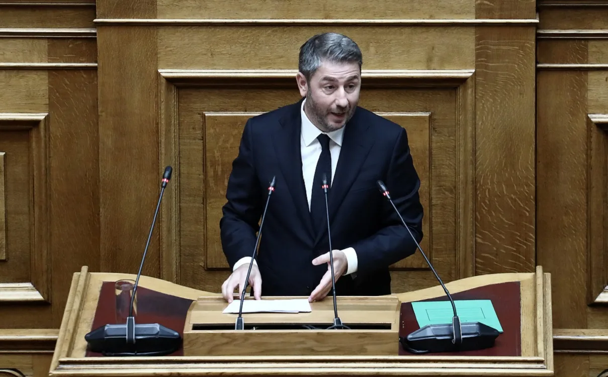 «Χρονοκόφτης» στη Βουλή: Ολοκληρώθηκε σε 55 λεπτά η «ώρα του πρωθυπουργού» - Δεύτερη φορά που κόβεται ο Ανδρουλάκης