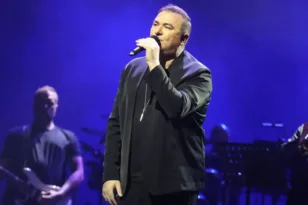 Τζορτζ Τσούνης και Αλμπερτ Μπουρλά αποθέωσαν τον Αντώνη Ρέμο!