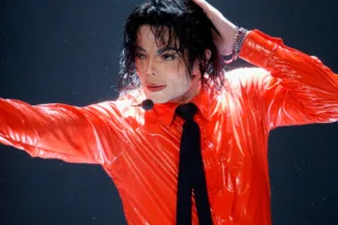 Χρυσάφι για Έλβις, Μάικλ Τζάκσον και Κόμπι ακόμα και εάν είναι νεκροί Χρυσάφι για Έλβις, Μάικλ Τζάκσον και Κόμπι ακόμα και εάν είναι νεκροί