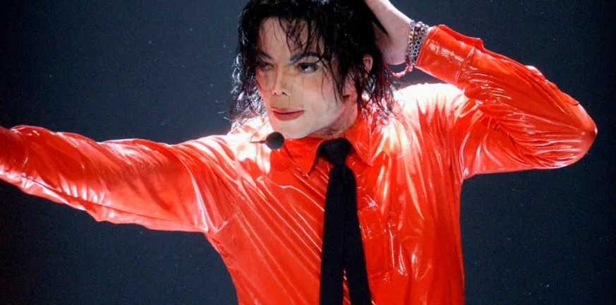 Χρυσάφι για Έλβις, Μάικλ Τζάκσον και Κόμπι ακόμα και εάν είναι νεκροί Χρυσάφι για Έλβις, Μάικλ Τζάκσον και Κόμπι ακόμα και εάν είναι νεκροί