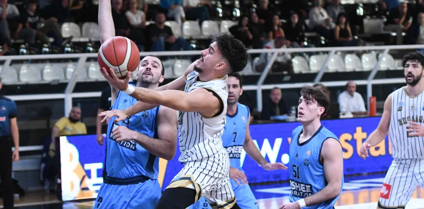 Με έξτρα αστυνομική δύναμη συνεχίζεται το Απόλλων-Εθνικός Λιβαδειάς Με έξτρα αστυνομική δύναμη συνεχίζεται το Απόλλων-Εθνικός Λιβαδειάς