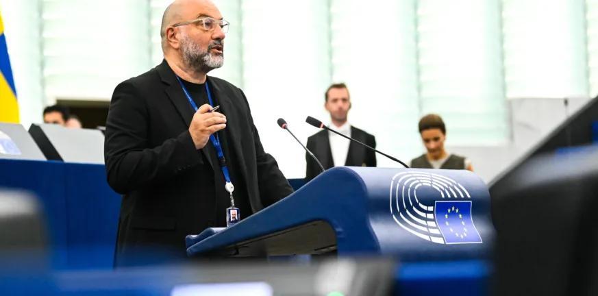 Ερώτηση Αρναούτογλου προς Κομισιόν για κλείσιμο των καταστημάτων των ΕΛΤΑ Ερώτηση Αρναούτογλου προς Κομισιόν για κλείσιμο των καταστημάτων των ΕΛΤΑ