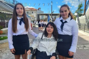 Θεσπιές: Στην παρέλαση η μικρή Αλεξία 6 χρόνια μετά τον βαρύτατο τραυματισμό της στο κεφάλι από αδέσποτη σφαίρα Θεσπιές: Στην παρέλαση η μικρή Αλεξία 6 χρόνια μετά τον βαρύτατο τραυματισμό της στο κεφάλι από αδέσποτη σφαίρα