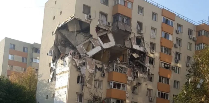 Βουκουρέστι: Τρεις νεκροί και 12 τραυματίες από έκρηξη σε πολυκατοικία, ΦΩΤΟ, ΒΙΝΤΕΟ