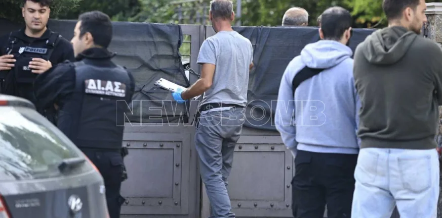 «Τον πυροβόλησε μπροστά μας άλλες τρεις φορές», αποκαλύψεις για την παρ’ ολίγον στυγερή δολοφονία στη Δροσιά