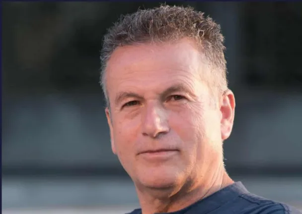 Ο Ηλίας Χατζής στην «Π» για την υποψηφιότητα στις εκλογές της ΔΕΕΠ ΝΔ Αχαΐας: «Οργάνωση ανοικτή κι ενωτική» Ο Ηλίας Χατζής στην «Π» για την υποψηφιότητα στις εκλογές της ΔΕΕΠ ΝΔ Αχαΐας: «Οργάνωση ανοικτή κι ενωτική»