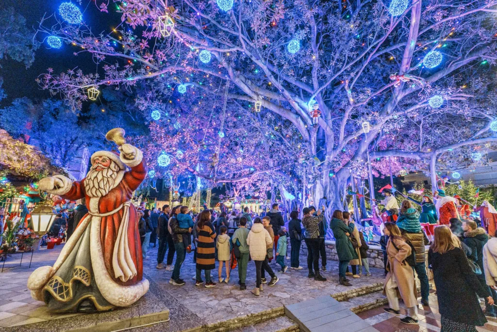 Το «Δέντρο των Ξωτικών» και τα Έξι Βασίλεια των Χριστουγέννων!