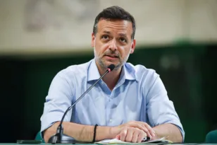 Χάρης Δούκας για τη 16χρονη που πέθανε στο Γκάζι: Οφείλουν όλοι να αναλάβουν τις ευθύνες τους