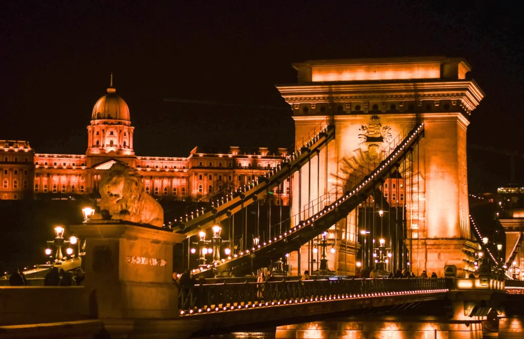 Χριστούγεννα στην Ευρώπη - Top 3 προορισμοί: Πράγα, Βιέννη, Βουδαπέστη Χριστούγεννα στην Ευρώπη - Top 3 προορισμοί: Πράγα, Βιέννη, Βουδαπέστη