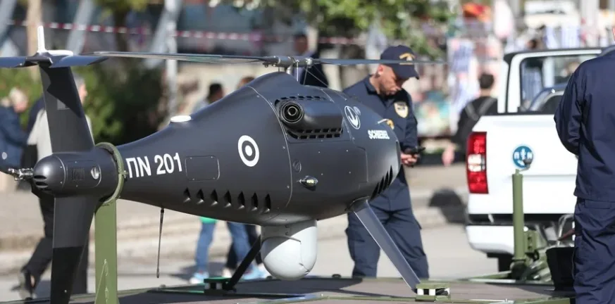 «Κένταυρος» και «Αρχύτας»: Τα drone που έκλεψαν την παράσταση στη Θεσσαλονίκη «Κένταυρος» και «Αρχύτας»: Τα drone που έκλεψαν την παράσταση στη Θεσσαλονίκη