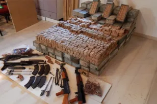 Κρήτη: Ξεκινά η δίκη για εισαγωγή όπλων και 120.000 σφαιρών Καλάσνικοφ από την Αλβανία