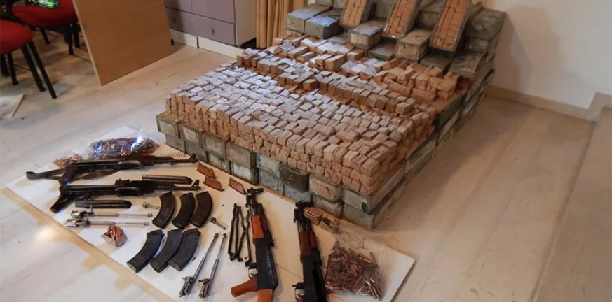 Κρήτη: Ξεκινά η δίκη για εισαγωγή όπλων και 120.000 σφαιρών Καλάσνικοφ από την Αλβανία Κρήτη: Ξεκινά η δίκη για εισαγωγή όπλων και 120.000 σφαιρών Καλάσνικοφ από την Αλβανία