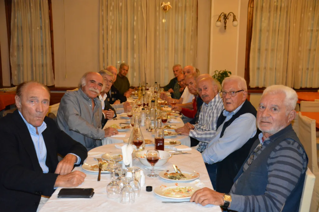 Πάτρα: Οι απόφοιτοι του 4ου Γυμνασίου Αρρένων Πατρών (1965) γιόρτασαν 60 χρόνια από την αποφοίτησή τους Πάτρα: Οι απόφοιτοι του 4ου Γυμνασίου Αρρένων Πατρών (1965) γιόρτασαν 60 χρόνια από την αποφοίτησή τους