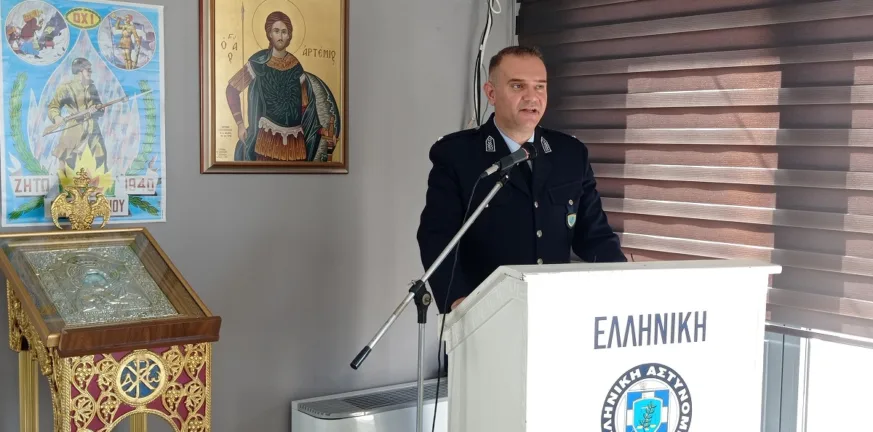 Πάτρα: Τιμή στους ήρωες του ’40 από την ΕΛΑΣ - Μήνυμα μνήμης και ευγνωμοσύνης από τον Υποστράτηγο Θεόδωρο Τσάτσαρη Πάτρα: Τιμή στους ήρωες του ’40 από την ΕΛΑΣ - Μήνυμα μνήμης και ευγνωμοσύνης από τον Υποστράτηγο Θεόδωρο Τσάτσαρη