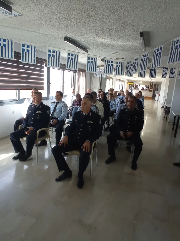 Πάτρα: Τιμή στους ήρωες του ’40 από την ΕΛΑΣ - Μήνυμα μνήμης και ευγνωμοσύνης από τον Υποστράτηγο Θεόδωρο Τσάτσαρη Πάτρα: Τιμή στους ήρωες του ’40 από την ΕΛΑΣ - Μήνυμα μνήμης και ευγνωμοσύνης από τον Υποστράτηγο Θεόδωρο Τσάτσαρη