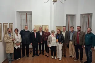 Όταν ο Καραγκιόζης γύρισε σπίτι του: Η Πάτρα ξανασυναντά τη σκιά της παράδοσης