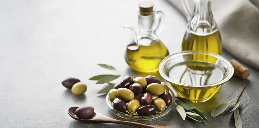 Ο βασικός λόγος που δεν πρέπει να αποθηκεύετε το ελαιόλαδο κάτω από τον νεροχύτη Ο βασικός λόγος που δεν πρέπει να αποθηκεύετε το ελαιόλαδο κάτω από τον νεροχύτη