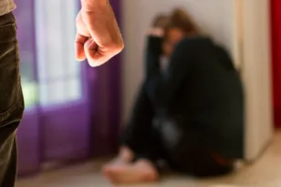Κορωπί: Μάχη για τη ζωή της δίνει η 40χρονη - Έκανε τον ανήξερο ο 50χρονος