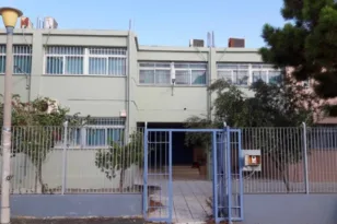 Μάθημα στους διαδρόμους στο 4ο ΕΠΑΛ Πάτρας, η απάντηση του Δήμου