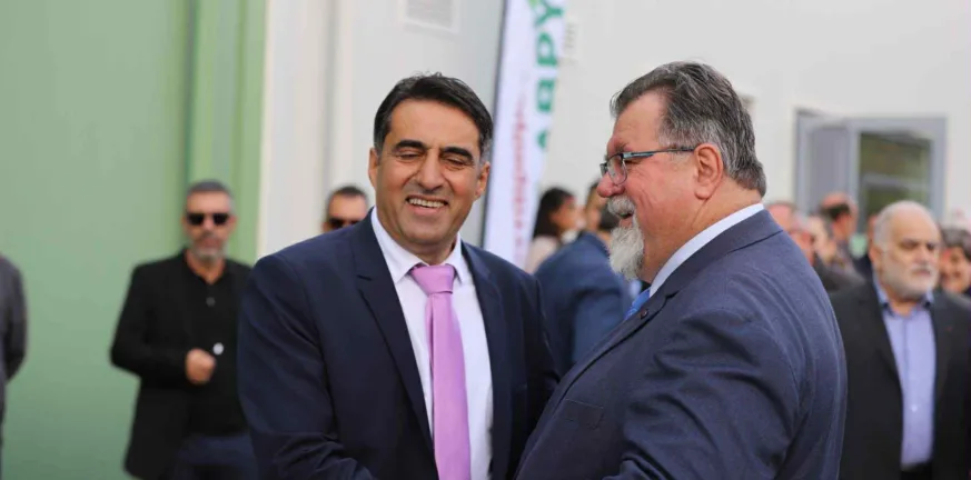 Το Επιμελητήριο Αχαΐας στην έναρξη της κατασκευής του νέου εργοστασίου ζωοτροφών του Αγροτικού Γαλακτοκομικού Συνεταιρισμού Καλαβρύτων Το Επιμελητήριο Αχαΐας στην έναρξη της κατασκευής του νέου εργοστασίου ζωοτροφών του Αγροτικού Γαλακτοκομικού Συνεταιρισμού Καλαβρύτων