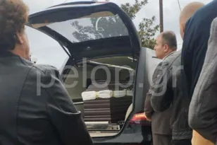 Στα Λουσικά το τελευταίο «αντίο» στον αγαπημένο τραγουδιστή Γιάννη Πανίτσα ΦΩΤΟ
